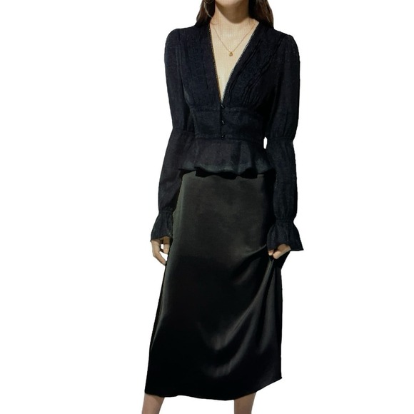 High Waisted Satin Midi Slip Skirt Black Elastic Waist Back slit zipper Small - Picture 4 of 4